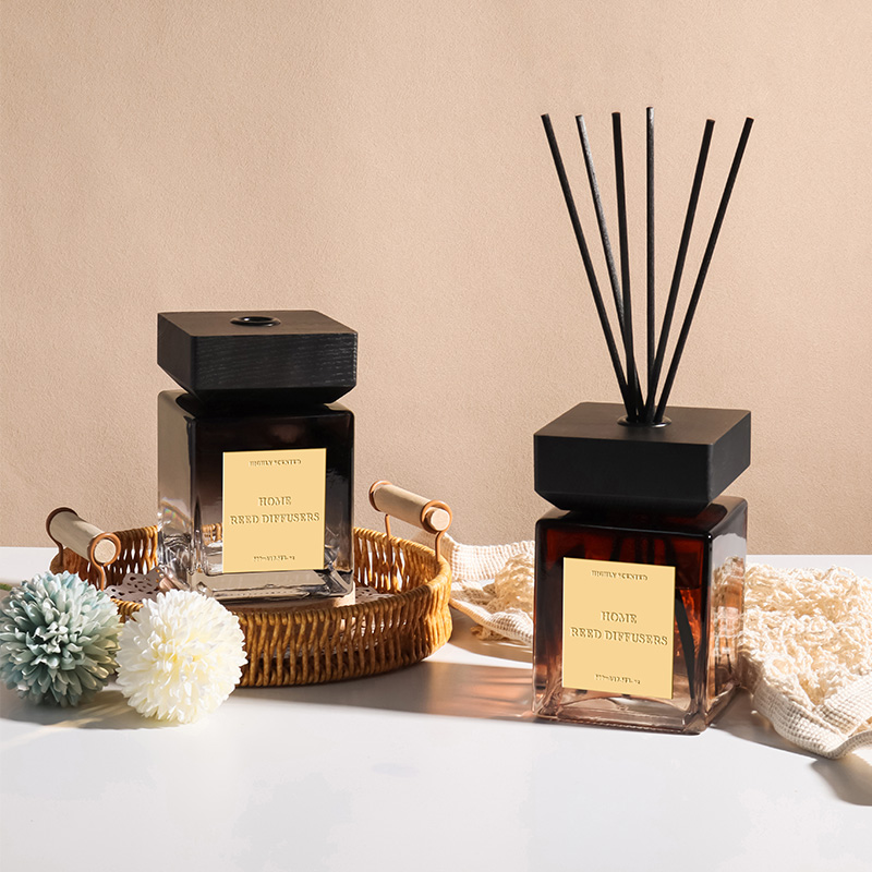 500ml Luxury Square Glass Reed Diffuser with Gold Label
